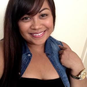 Meet your Posher, Lorie